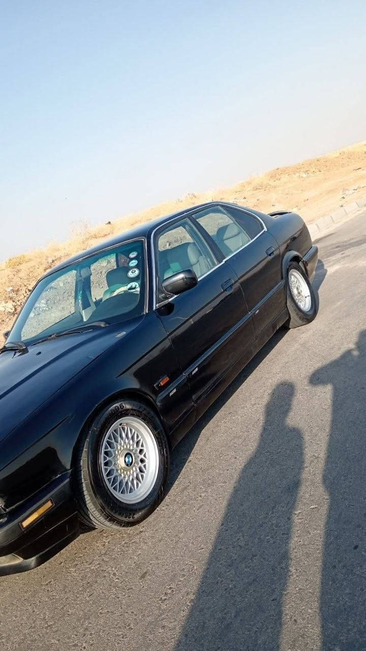 سلا عليكم/بي ام مؤديل/1993/حجم 530/كير محرك 525/كبس كير توماتيك
رقم أربيل هزه فحص جديد/شرط التحويل والوكاله غرامه عليه 24$ورقه تنزل من السعر/تبريد وكير ومحرك ابشرط كهربايات كوله شغاله اي نقص مابيهه تخم تاير جديد صدر امامي وخلفي جديد مكاني أربيل السعر 65ورقه+غرامه تنزل من السعر يعني 41ورقه وبيهه مجال بسيط اي استفسار *********** واتساب أربيل, العراق
