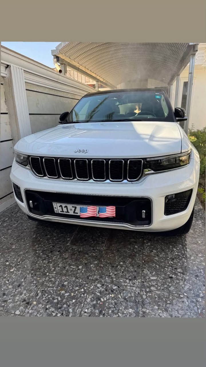 السلام عليكم
جيب 2024 خليجي  فول وكالة هارلم ماشية 15 الف دفع رباعي 4X4 
نظام التعليق الهوائي (جكات)
فتحة سقف بانوراما صندوق كهربائي 
شاشة عرض (داتا شو)شاشة لمس بنظام Uconnect 5 بقياس 10.1 انج مع نظام ملاحةشاشة القيادة الرقمية بقياس 10.25 انج رادار نقطة العمياء تحديد مسار 
نظام التعرف على اشارات المرور
حساسات امامية وخلفية
كاميرات 360 كاميرا رؤيا ليليه
المرآة الداخلية مزودة بشاشة لعرض الكاميرا الخلفية مانع تصادم خلفى
نظام قيادة المقاعد الامامية كهربائية ومساج وذاكرة المقاعد الامامية مبردة ومدفأة
المقاعد الخلفية مدفأة نظام ابل كار بلاى 
و اندرويد اوتو لاسلكي نظام صوتي  9 سماعات من ALPINE دخول ذكي (بصمة)
نظام التشغيل عن بُعد مرايات كهرباء مدفئة
مصابيح أمامية أوتوماتيكية مع مصابيح نهارية وكشافات ضباب LED نظام التحكم التلقائي في الضوء العالي دوسات جانبية
ماسحات زجاج أمامي حساسة للمطر
شاحن هاتف لاسلكي
السيارة بعدها بالضمان صيانة مجانية 
رقم بغداد تحويل مباشر مكان السيارة بغداد 
السعر  455 بي مجال 
اتصال /***********
استفسار اتصال ع الرقم
