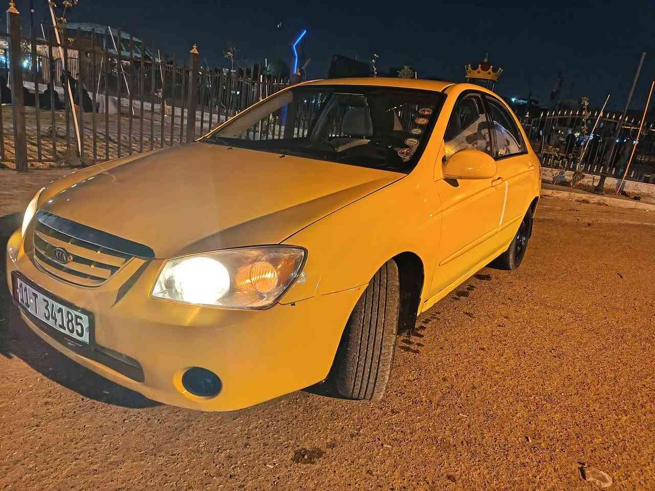 سلام عليكم 
كيا سبكترا 2006وارد امريكي 
محرك 2000
محرك كير تبريد بشرط
صدر بيه شويه نقوصات
لغرفه حلوه
رقم بغداد هزه جديده 
مصفره هيئه وغرمات
تحويل ثاني يوم  لسنويه لل28
لسعر 62وبيه مجال
لموقع بابل جبله 
الرقم ***********
