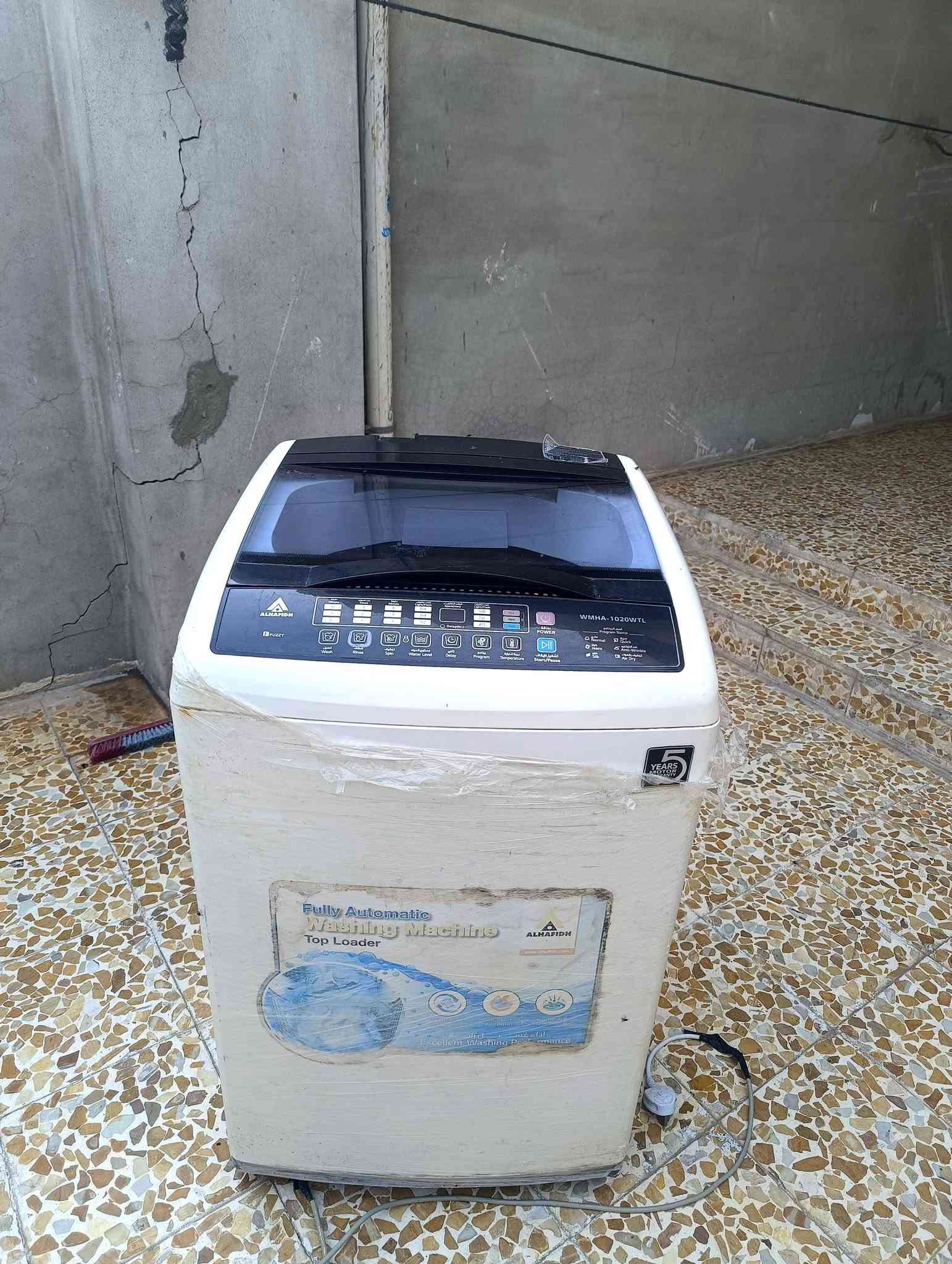 السلام عليكم
كمبريسر هواء عاطل معرف شبي  ب 85 حجمه 100لتر او اكثر
وغساله اوتامتيك الحافظ 8كيلوات ب 125
للتواصل *********** بي واتساب
