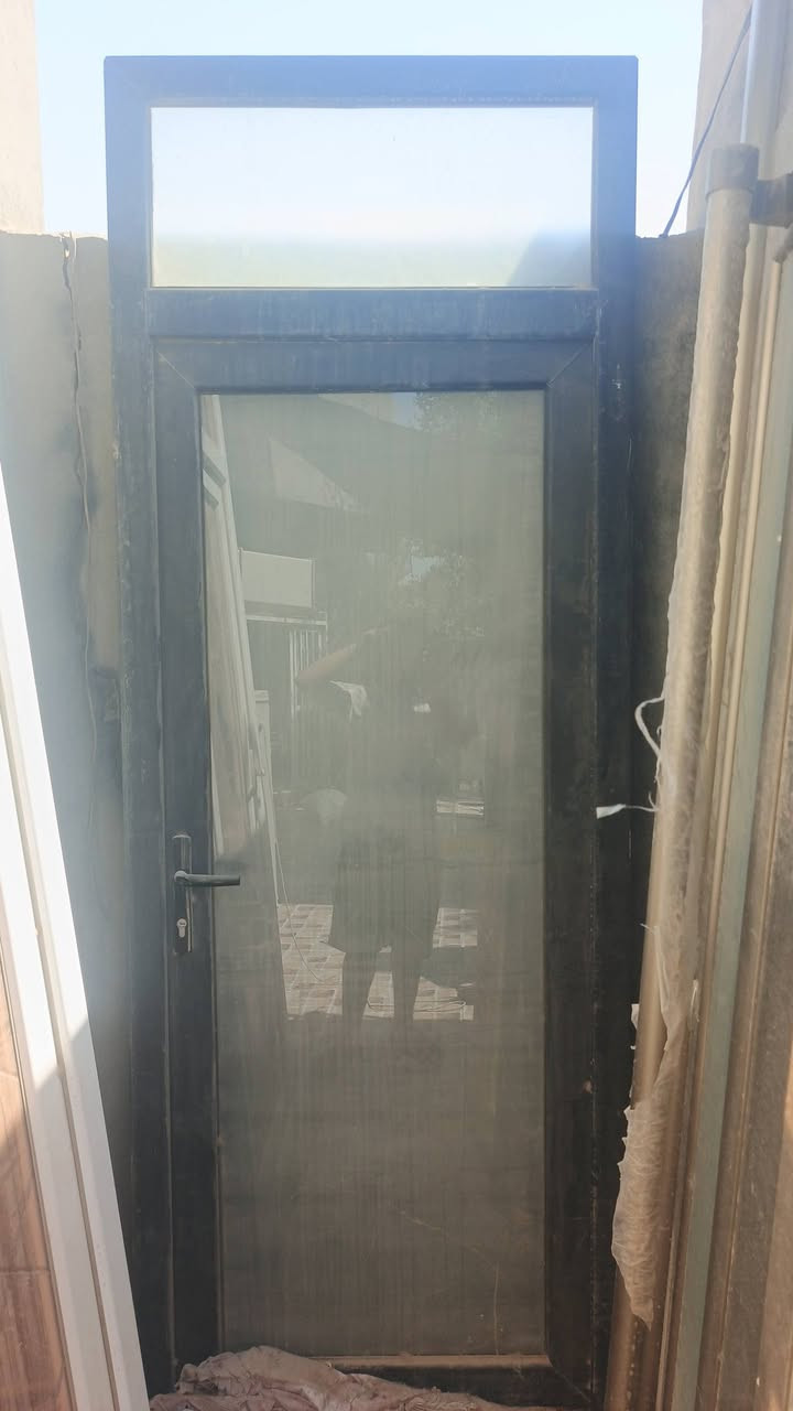 بيبان جديده ونضيفه الستفسار خاص او التصال على ***********
