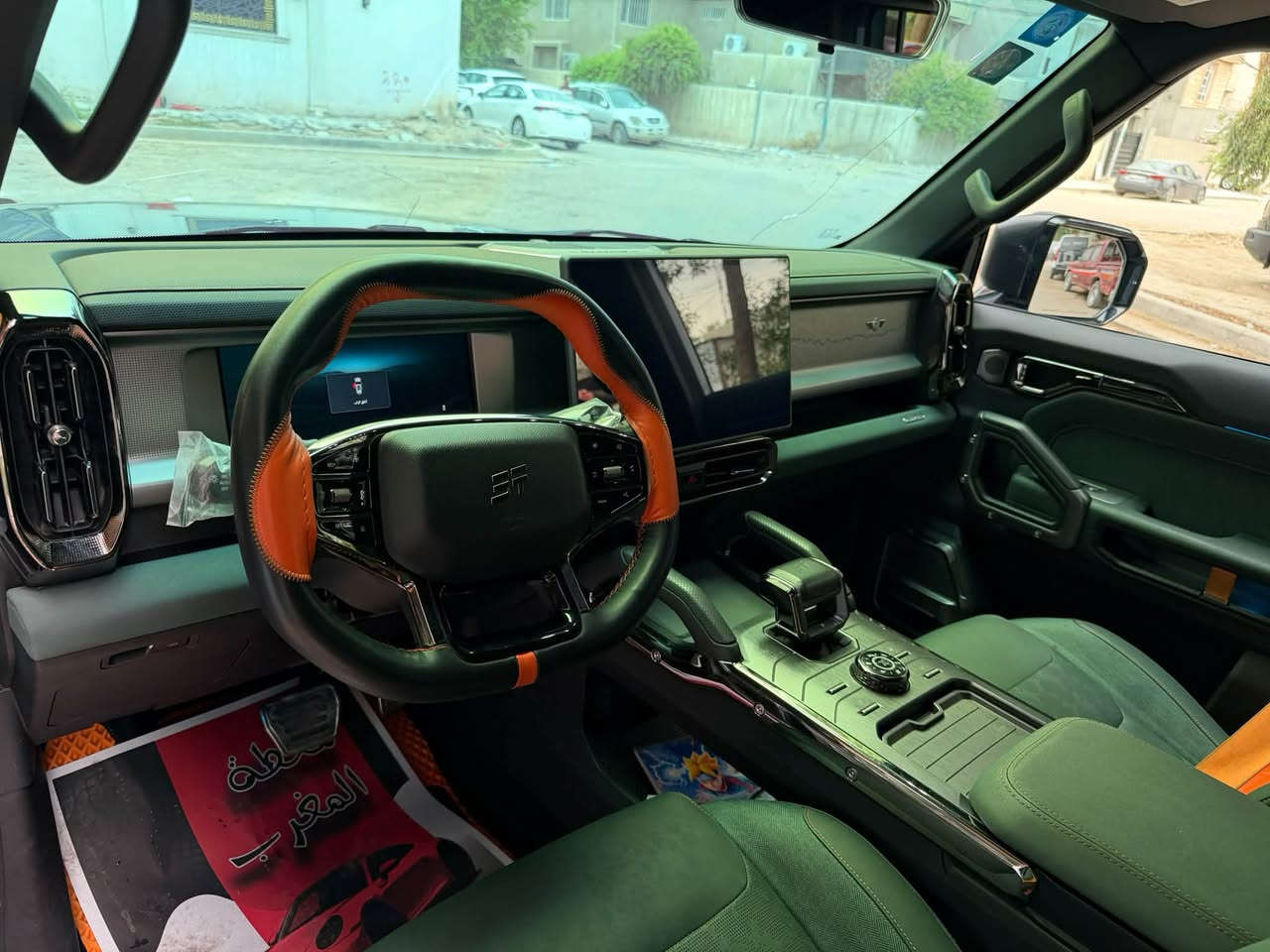 سلام عليكم
جيتور T2
لكجري 2025 
فول مواصفات سياره جديده 
ماشية ٤٩ الف
داخل لون زيتوني حزام برتقالي 
ثلجه 
٤ كامرات 
حساسات 
سياقه ذاتيه
مثبت سرعه 
سياره مزوده الاخير 
كل الاضافات ضايفه عليه 
مناقصة كلشي 
 

سياره بيه بيدي ار صغير كلش موضح بالصوره 

***********
