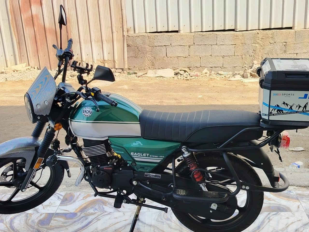 السلام عليكم دراجه دايوان موديل 26 0 ماشيه شيء بسيط كله للبيع العنوان بغداد النهروان اتصال على الرقص. ***********
