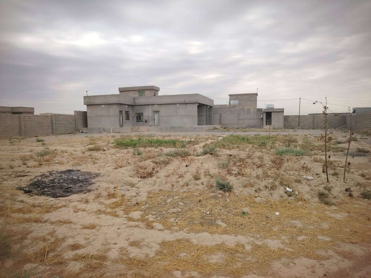 منزل حديث • ٣ غرف • قرية عويجيله