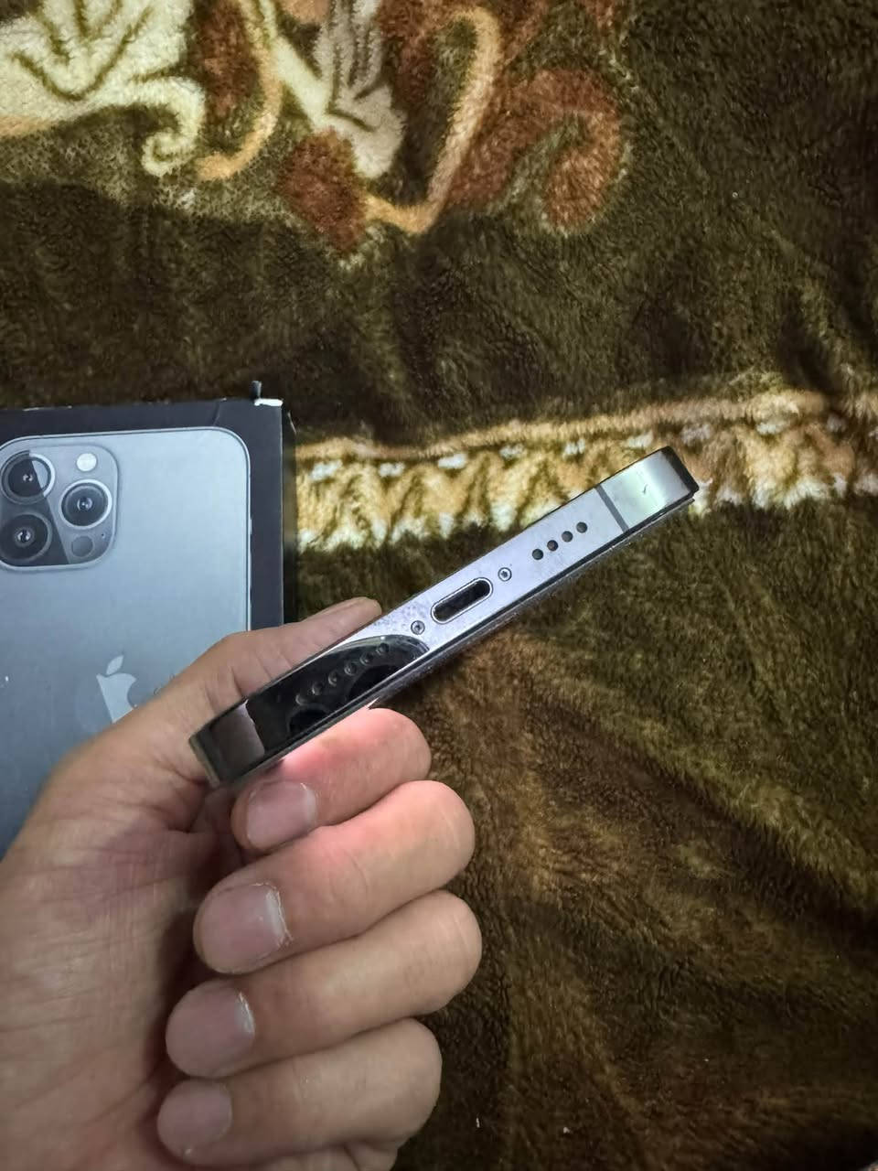آيفون ١٣ برو ماكس • ٢٥٦ جيجا • بصمة ووجه معطلين