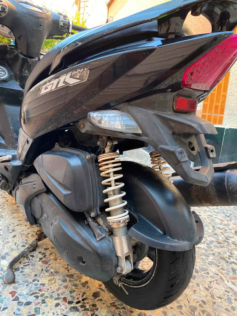 سلام عليكم للبيع GTR رياضي بيه هواي غراض دراجة جاي من برة رياضي بلادية غراضه برغي ممفتوح بيه العنوان بغداد جكوك السعر مليون200 وبيه مجال ***********
