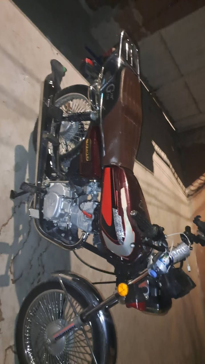 بۆ فڕۆشتن نامی پڕۆ مۆدیل ٢٠٢١ هەموو گیانی مەزبوتە مەسرەفی تیدا نیە سحری٤٣٠ مەجالێکی کەمی تێدایە موشتەری نیت تیل مەکە *********** 
سلیمانی

