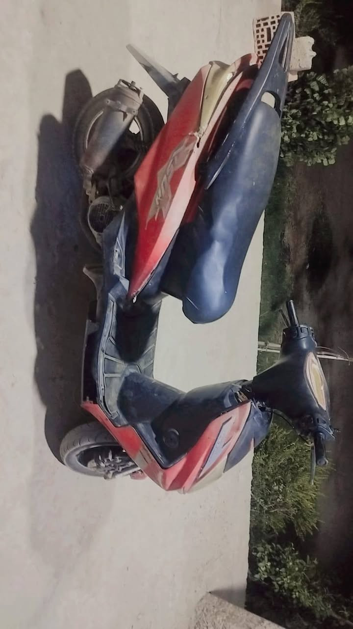 دراجه سكنس للبيع نضيفه لا تبخير لا تنقيص لا نضوح شلعه و معدل المكان بابل ابو غرق ***********
