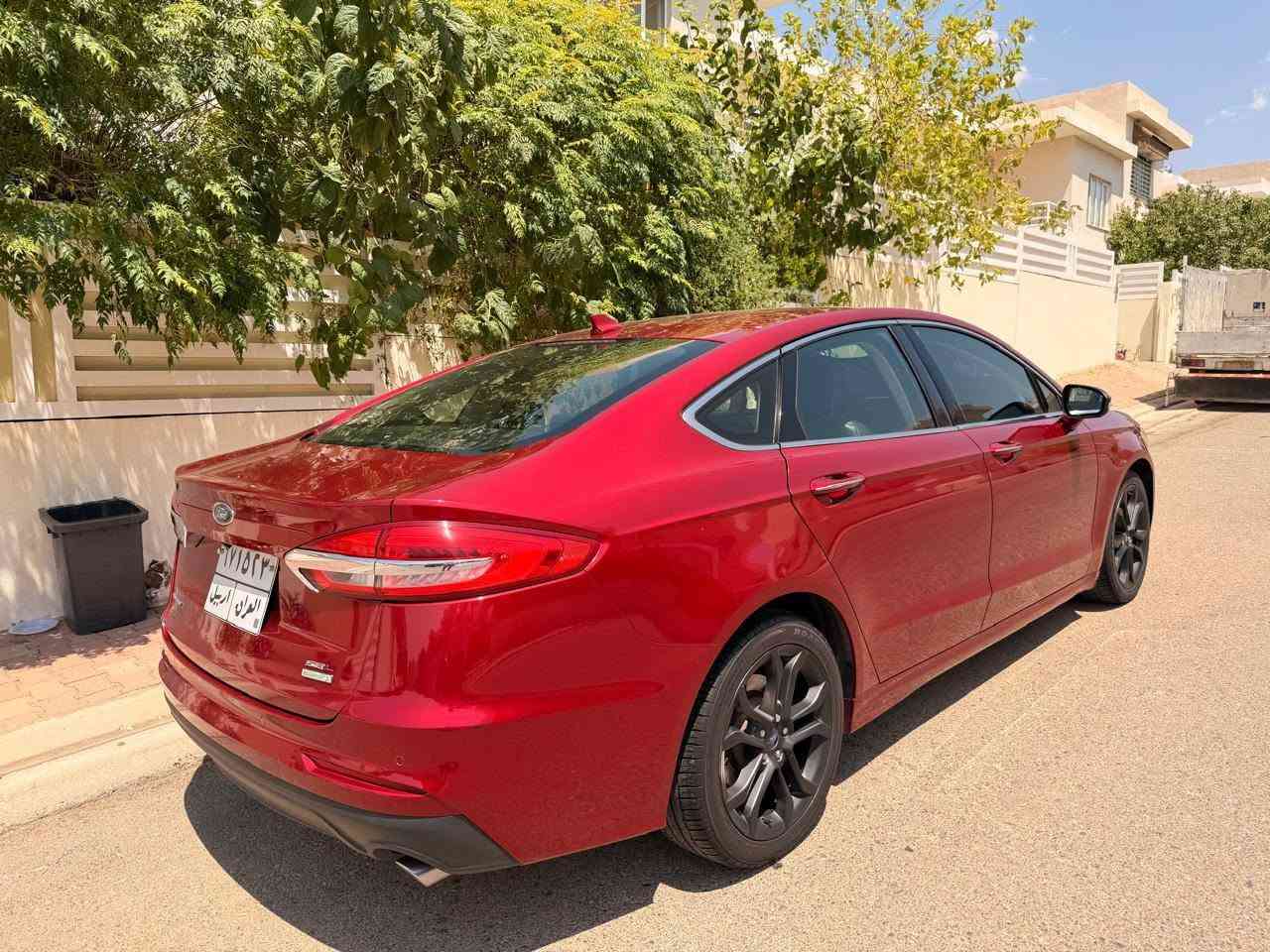 Ford Fusion 2019 SEL
فورد فيوجن موديل 19 مواصفات SEL لايتات عدسة بلادي كشنات جلد و ميموري و تدفئة  محرك 1.5 توربو ماشيه 62 الف ميل بيها صبغ باب السائق والدعاميه الاماميه الايرباكات سليمة بالكامل
السعر المطلوب 11,800$ (١١٨ ورقة) و بيها مجال بسيط للطيبين شراي اتواصل

***********
