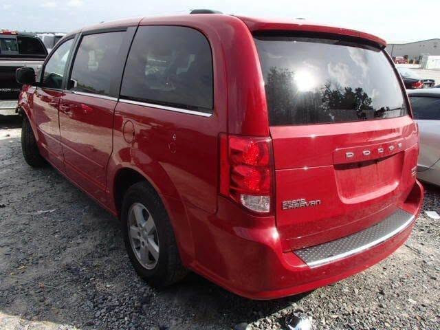 للبيع أو الإعلان:
​🚗 دودج كرفان (موديل 2013)
📍 الرقم: بغداد
📍 العنوان: بغداد
​✨ المواصفات والصفات المميزة:
​الفئة: كرو (Crew) – فل مواصفات.
​المحرك: 3600 سي سي (6 سلندر V6) – محرك وكير مكفولين تماماً.
​السعة: 7 راكب مع مقاعد منفصلة (كشنات بلع) ونظام ترتيب مرن.
​التبريد: تبريد مركزي 3 قطع عالي الأداء.
​⚙️ المواصفات الكمالية والكهربائية:
​التحكم والراحة: تحكم ستيرن (جهتين)، شاشة أعطال دقيقة، وشاشة قلاب بلادية.
​الترفيه والأمان: كاميرا خلفية أصلية، ونظام مانع انزلاق.
​الأبواب والتحكم الكهربائي:
​أبواب جانبية كهربائية.
​جنطة خلفية كهربائية.
​زجاج (جام) 6 كهرباء.
​التجهيز الإضافي: تحتوي على منظومة غاز جديدة بحجم 80 لتر.
​الديكورات: فرس أرضي وفرس سقفي أنيق ونظيف.
​🛠️ الحالة البدنية (حادث السيارة): من امريكا 
​الضرر: جاملغ فقط + بارد بحجم (أربع أصابع تقريباً)، وباقي الجوانب سليمة.
​💰 السعر:
​السعر: 132 (مئة واثنان وثلاثون ورقة) وقابل للتفاوض مع المشتري الجاد.
​📞 للاستفسار والاتصال:
​رقم الهاتف: ***********
