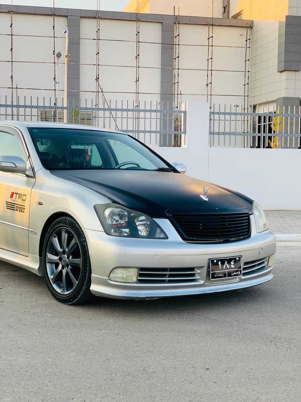 سه ره تابه ناوخوا
شاهينه  2005برا وه 
كؤدى هه يه
182بيلاد سپؤرت 
ناوره شه ى ساج قاوه ى
4دووگمه ى ئاوينه ئيشاره ت 
دوو كوشن كاره با سوكان لئيگزز
سالؤنساى سپؤرت عه ته رى TRT 
سه ياره كه نمونه يه له جوانى 
سه ياره ى ماله كامل مه سره ف كراوه 
سعرى 49مه عمه له 
ژم ***********((((*********** 
ئه دمينى دلوگول ❤️🌹
