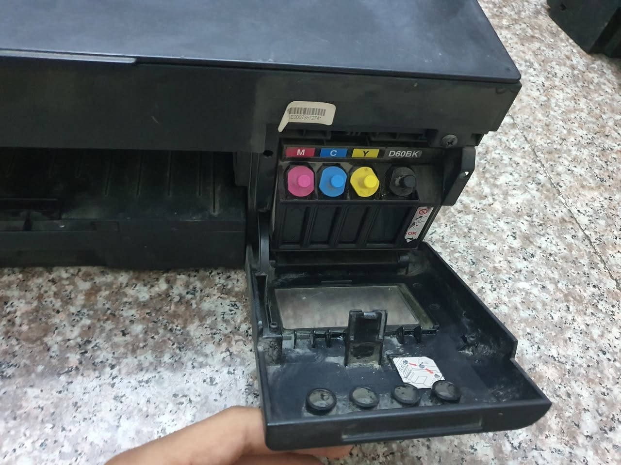 السلام عليكم طابعه برذر T220
طابعه جانت كلشي ما بيها عزلونه وانتركت يمكن ما بيها حبر 
تبطع بس ما تطلع صوره الفيديو بل صفحه قيم بما يرضي الله 
*********** بغداد حي الجهاد
