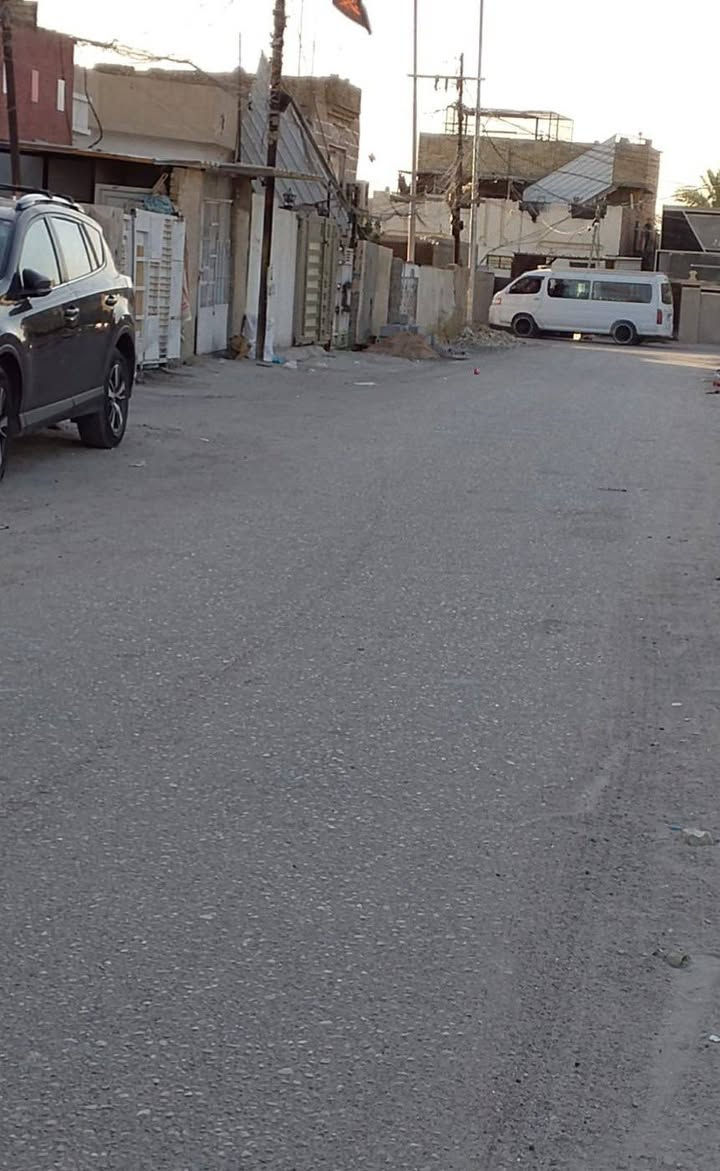 دار للبيع زراعي سند 25اصولي طابق واحد خدمات كامله مي وتبليط ومجاري مربوطه بالري موسبتتنگ وبي ميزانيه مسجل كهرباء وطنيه مساحته 135نهايه شارع بغداد اي استفسار *********** سعره 75وبي مجال
