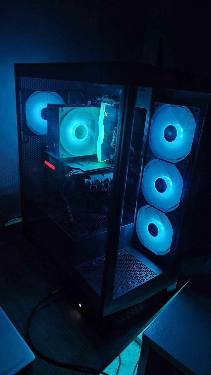 I5 13400f
ASUS PRIME B760M R D4
T FORCE DELTA 16GB 8^2 3600MT/s WHITE 🤍
MSI GTX 1660 SUPER 6GB
DEEP COOL AG400 ARGB WHITE 🤍
KINGSTON 256GB M.2 NVME & 1TB WD HDD
CASE SAMA Neview 4503 WITH 4 FAN
WIN 11 PRO Activated
التجميعة نظيفة وجاهزة من كل التفاصيل
معجون حراري جديد
كيبل مانجمنت كامل
تجي تفحص وتچيك وتشوف وتأخذ
مكاني بغداد المشتل توصيل ماعندي نهائيا ما ابيع توصيل
مامتواجد بالتعليقات ولا ماسنجر تريد تشتري اتصل وتدلل
*********** بغداد, العراق
