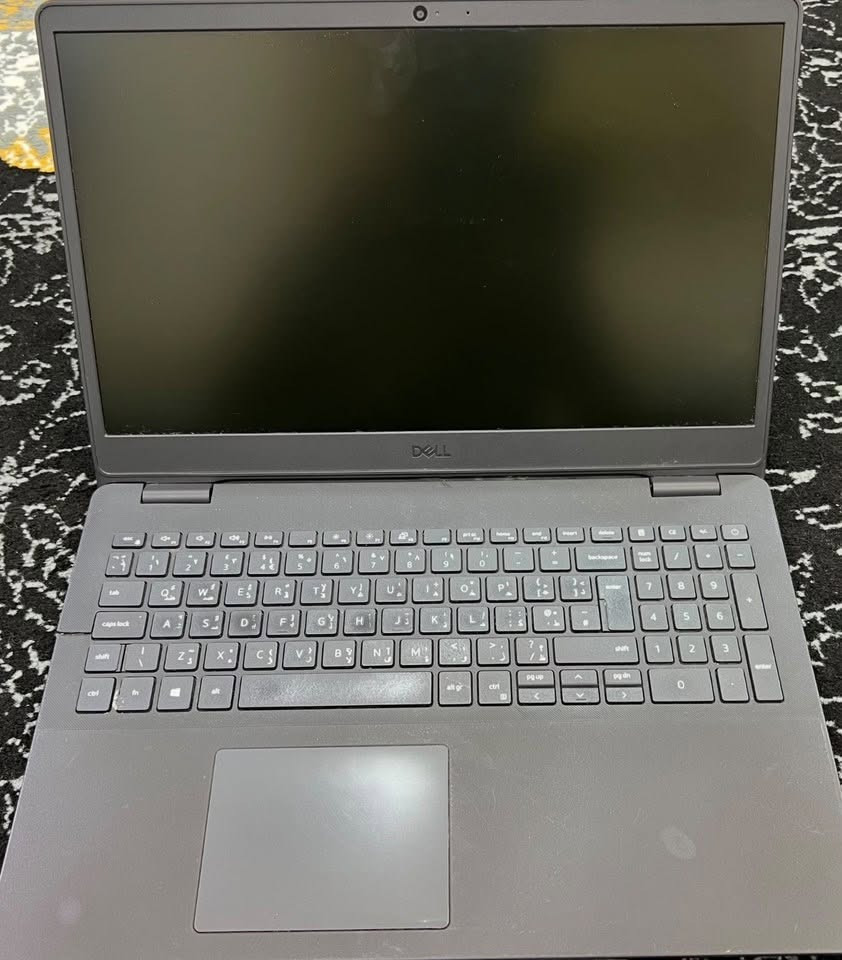 السلام عليكم لابتوب hp لون رصاصي كوراي7 السعر 250 الف 
                     لابتوب DELL لون اسود كوراي7 السعر 250 الف
 السعر مع التوصيل 
 للتواصل  ***********
