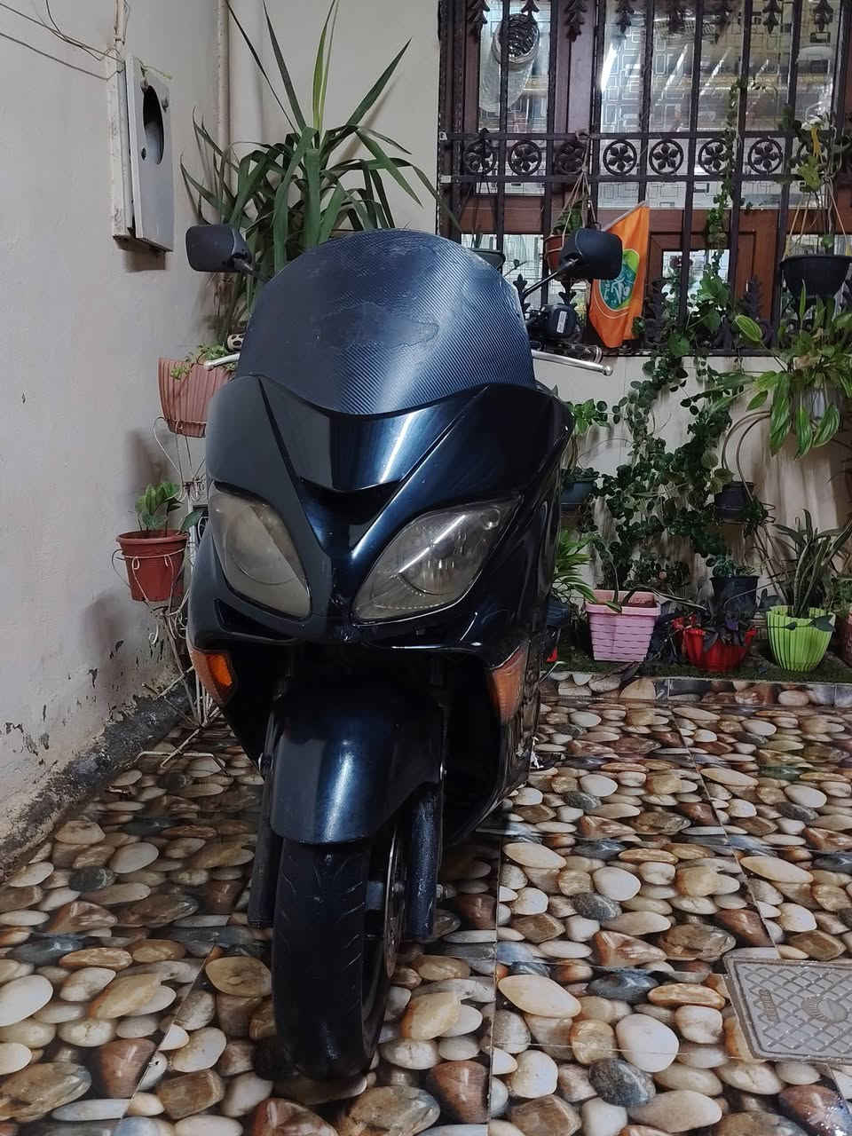 عمي سلام عليكم، فورزا 08 للبيع سعرها 750 بمجال قليل بس محرك بي بي دخان قليل
***********
