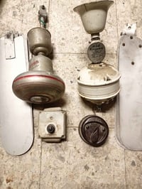 مراوح للبيع عدد 2 قيم وخذهن بغداد 07817243937