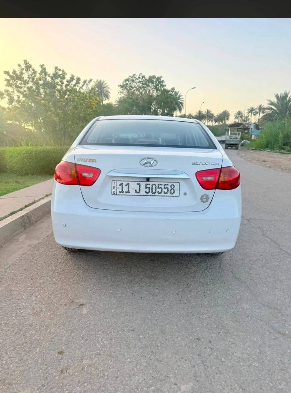 سلام عليكم للبيع الانترا مديل 11 خليجي محرك 1600 دكشن عالي فول مواصفات فتحه اشاير بل مري أربع دسك رقم بغداد بسمي صدر تخم تاير جديد تبريد خير من الله السياره مكفوله عده لجاملغ مصبوغ عله كد لطخه فقط غير هاذ مابيهة اي شي السعر 115 وبيهة مجال العنوان بغداد قرب جسر المثنى رقم الهاتف *********** 
مو شراي وما  عجبك السعر اعبر المنشور
