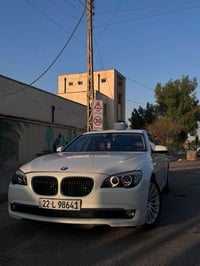 بي إم دبليو 750Li • ٢٠١٢ • بصرة