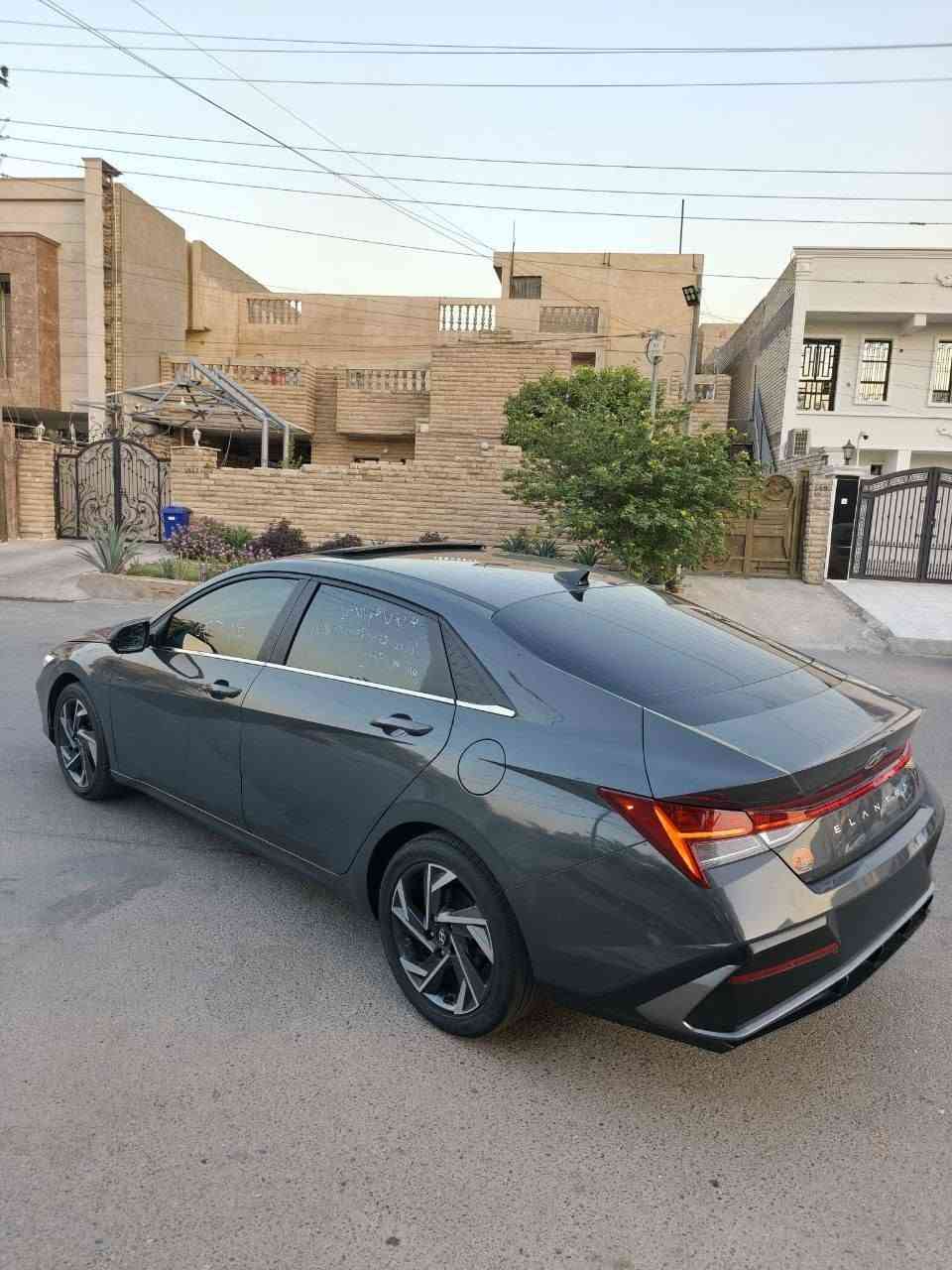 ياالله للبيع فقط
النترا 2024 فول داخل ابيض لون سمنتي 
دخول جديد فحص مؤقت
حادثها بنيد سطحي بدون دواخل 
وبيها كلير 3 قطع من امريكا
محرك 2000 دوش المرغوب ماشية 29
مكان السيارة بغداد السيديه
السعر 130 وبيها مجال للشراي 
***********
***********
