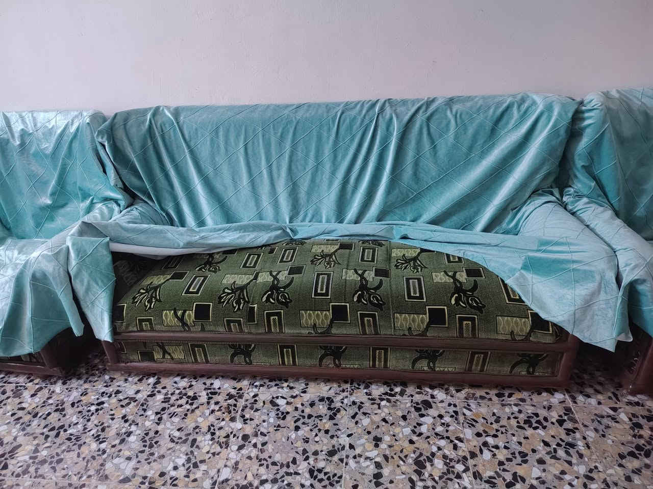 ٥ مقعاد • نضيف • مدينة الصدر