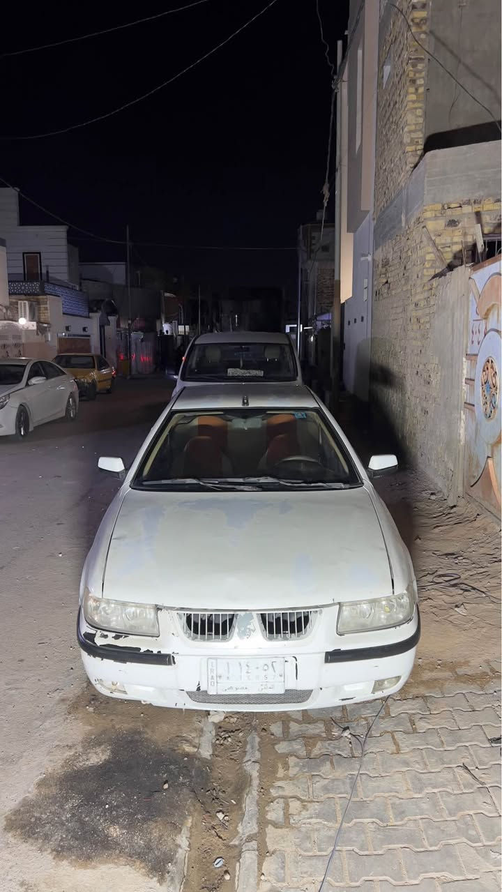 سمند موديل ٢٠١١
مكينة مجفته جديد على السحك بعدها
كير يخبل
حداديه ٨٠٪؜
تبريد شغال 
كهربائيات كلها شغاله 
سيارة خير من الله 
سعرها ٣٧ وبي محال بسيط كلش للشراي 
*********** النجف, العراق
