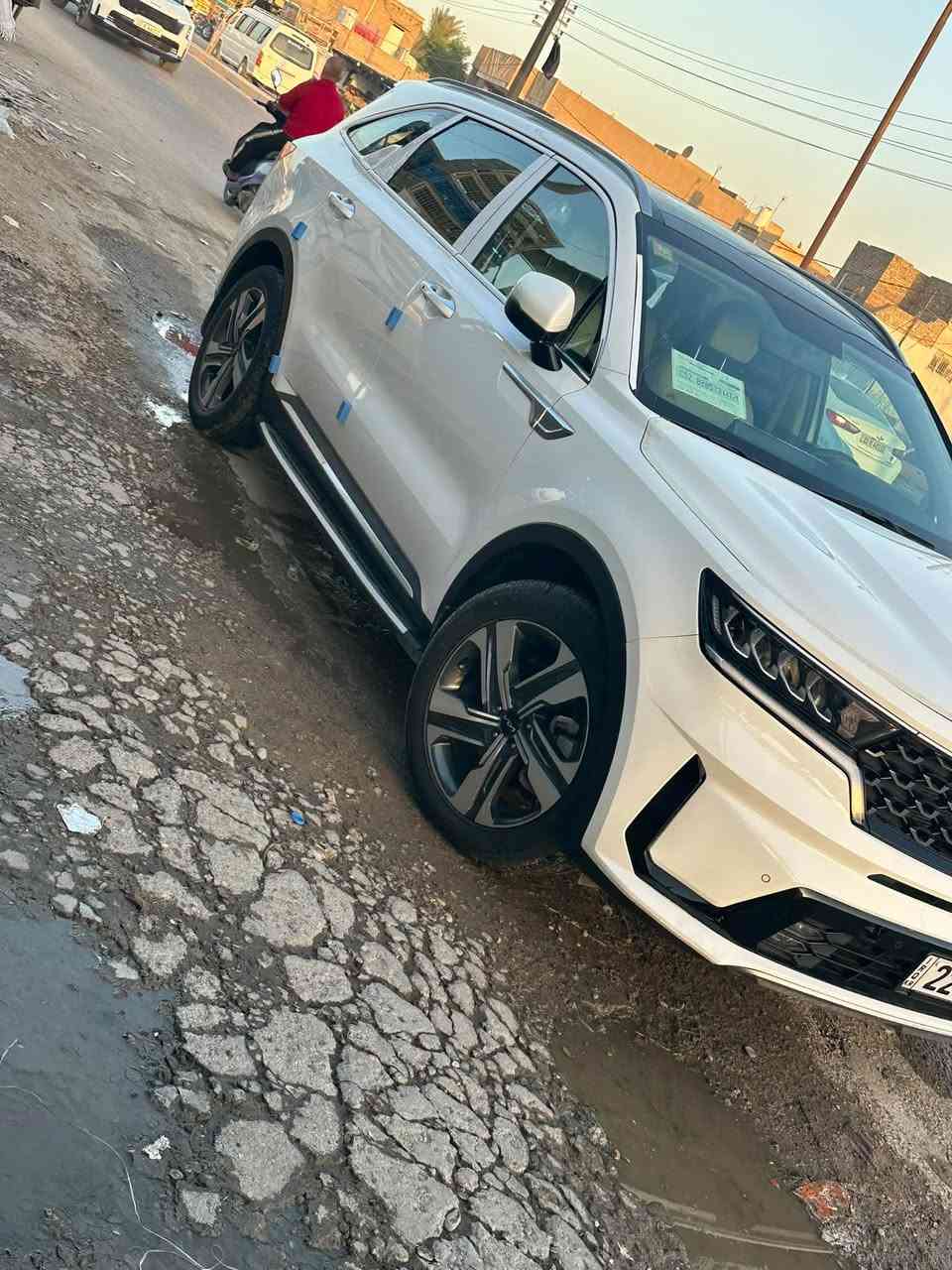 سورنتو٢٣خليجي كفالة عامه من الشخط ماشيه ٢٦بشرط الفحص فول مواصفات بس فورويل مابيه و٥كامرات رقم اربيل تحويل نفس اليوم باسمنه 
اتصال 
***********
***********
السعر٢٧٠بيه مجال شي بصيط

