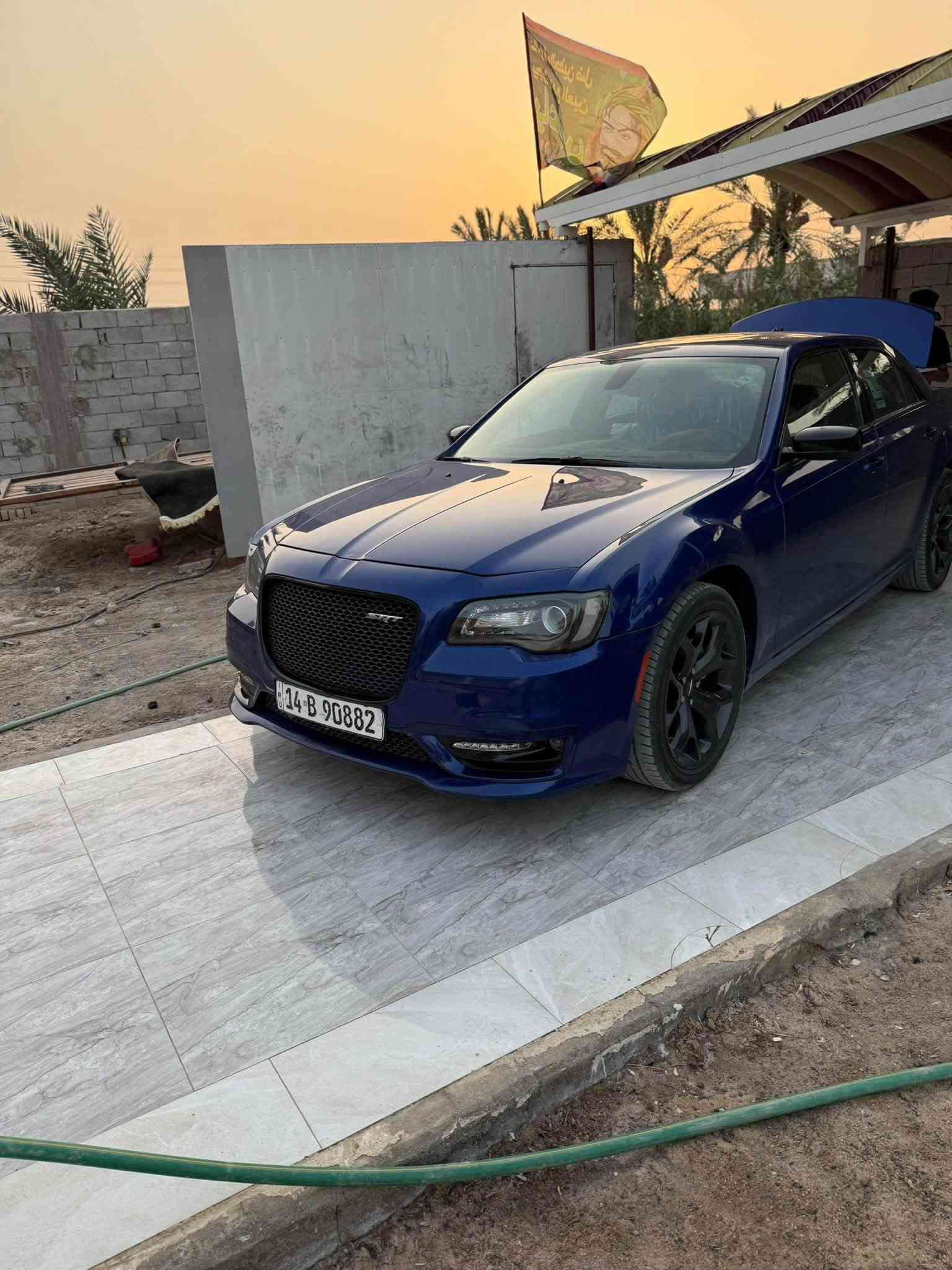 يالله سلام عليكم كلايسلر اوباما موديل 21اصل مرمز23 رقم بصرة دولي تحويل جميع المحافظات سيارة حادثة جاملغ خلفي وجاملغ امامي بدون دواخل وبدون ارباك وبدون شواصي وصابقين البيبان توحيد لون يعني صبق اربع قطع بيها سيارة جديدة طك كارتون ترايها زيرو ماشية 45مواصفات تورنگ سيارة مكينة كير تبريد حدادة شرط زيرو مكان السيارة البصرة قضاء المدينة بني منصور السعر 165وبيها مجال انا مكلف بنشر شراي اتصل على رقم وتدلل *********** 
ملاحضة:اخوان السيارة جديدة وتصليح درجة اولى ونصبة تخبل سيارة احلى من صور الله شاهد وبالعافية ع ياخذها

نص مكتوب في الصور:
- 4G  10:57
- bid.cars
- تم
- الإنجليزية
- العربية
- 4 / 12
- 1:1
- 2