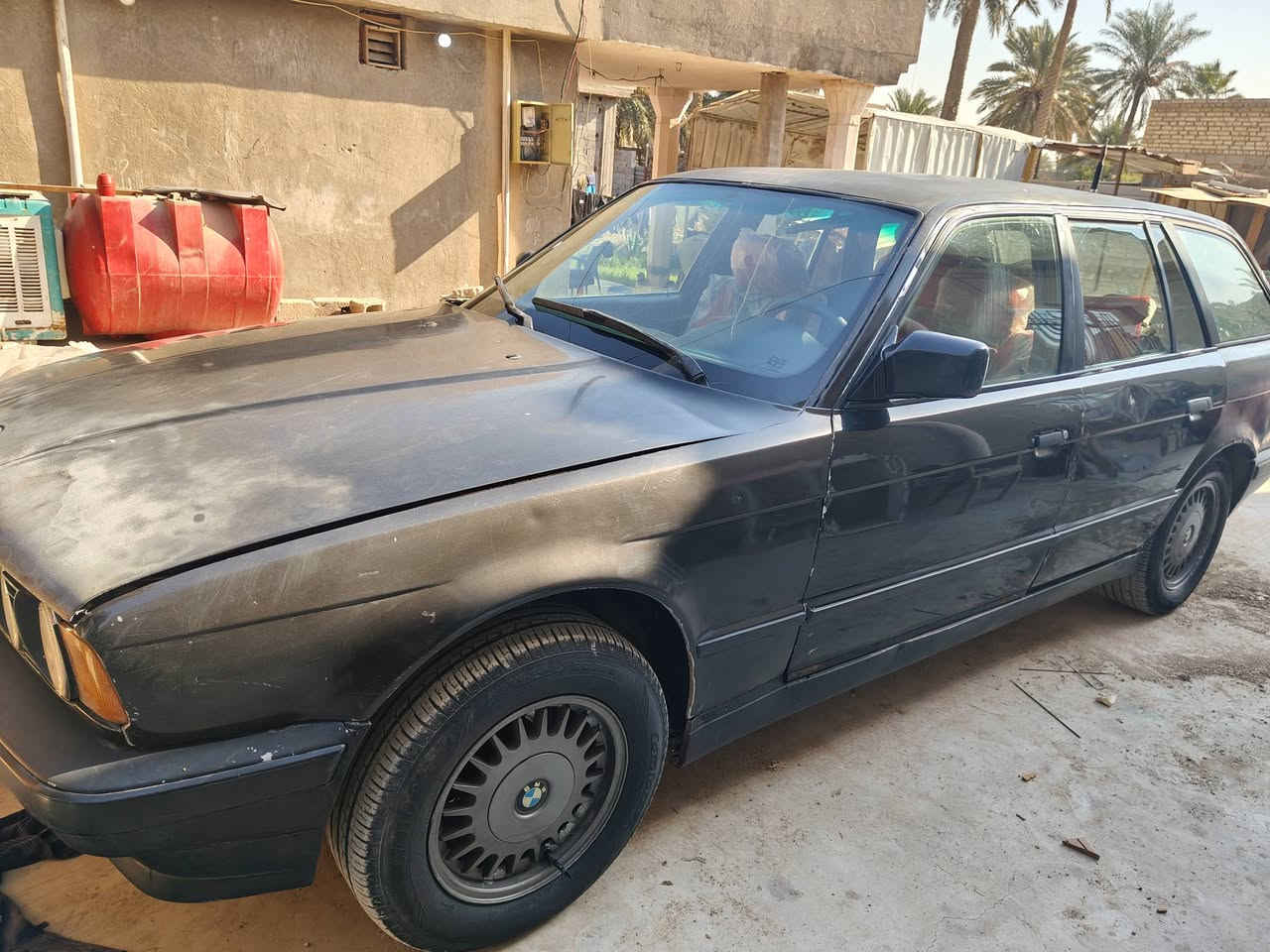 سلام عليكم سياره بيءم ستيشن رقم كربله مشروع وطني كلشي شغال بيها كهرباءيات كلها شغاله مكينه بيها صوت محوره تلاتلاف ففتي حجم ٥٢٥ سياره بسمي  محرك ابيع كايم  مكاني بغداد جسر دياله جديد  سعر ١٩ بيها مجال  ***********
