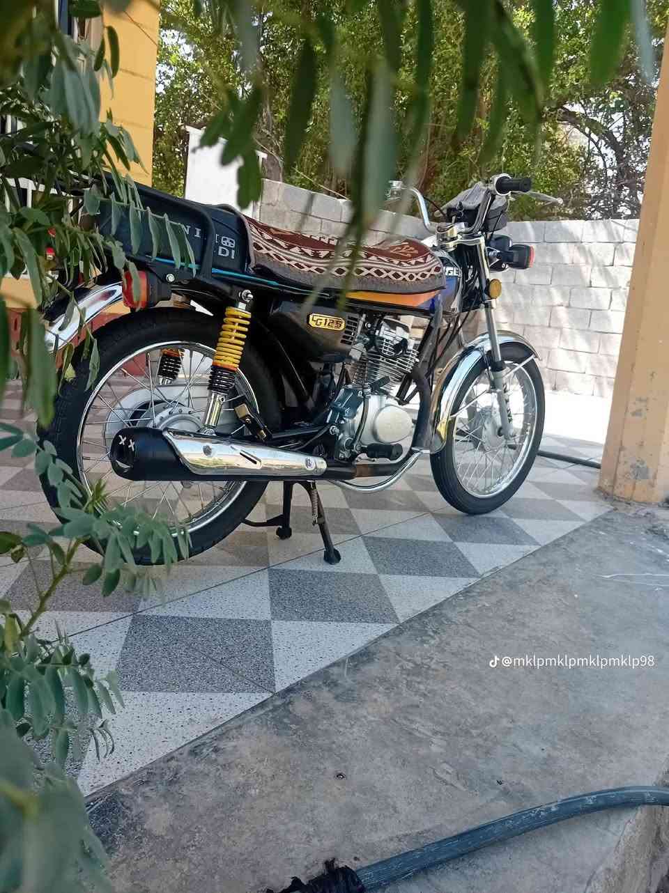 البيع نامه ٢٦بجيس وراق مكفوله ما مفتوح برقي واحد بيهه كدامك نضافه وبعد نضف بل واقع  المكان بابل سده الهنديه السعر ٧٥٠وبيه مجال لموشراي لا تعبني فدوه رقمي ***********
