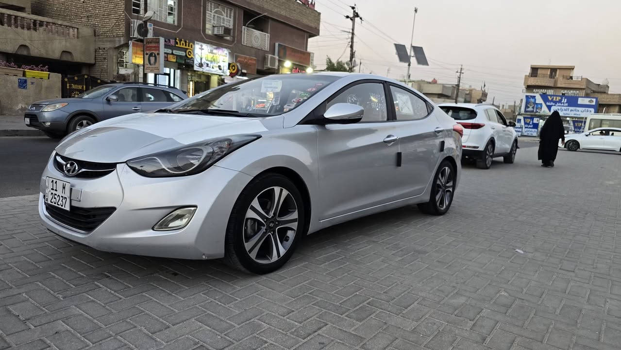 🚗 للبيع النترا 2014 كوريه  – ✅ وارد كوري
✅ موديل 2014 
✅محرك1600 GDi
✅ كير أوتوماتيك
٠ بغداد رقم جديد هزه جديده تحويل ثاني يوم
المواصفات:
• شاشة
•  حساس  خلفي
• مرايا شفط (طي كهربائي)
• سيارة جاهزة للاستخدام اليومي
    * الصور تبين كل التفاصيل وكما موضح بالسونار ادناه 
📍 الموقع: بغداد – الشعب 

💰 السعر: 88 ورقة  وبيها مجال الشراي

📞 للتواصل والاستفسار:  
***********
