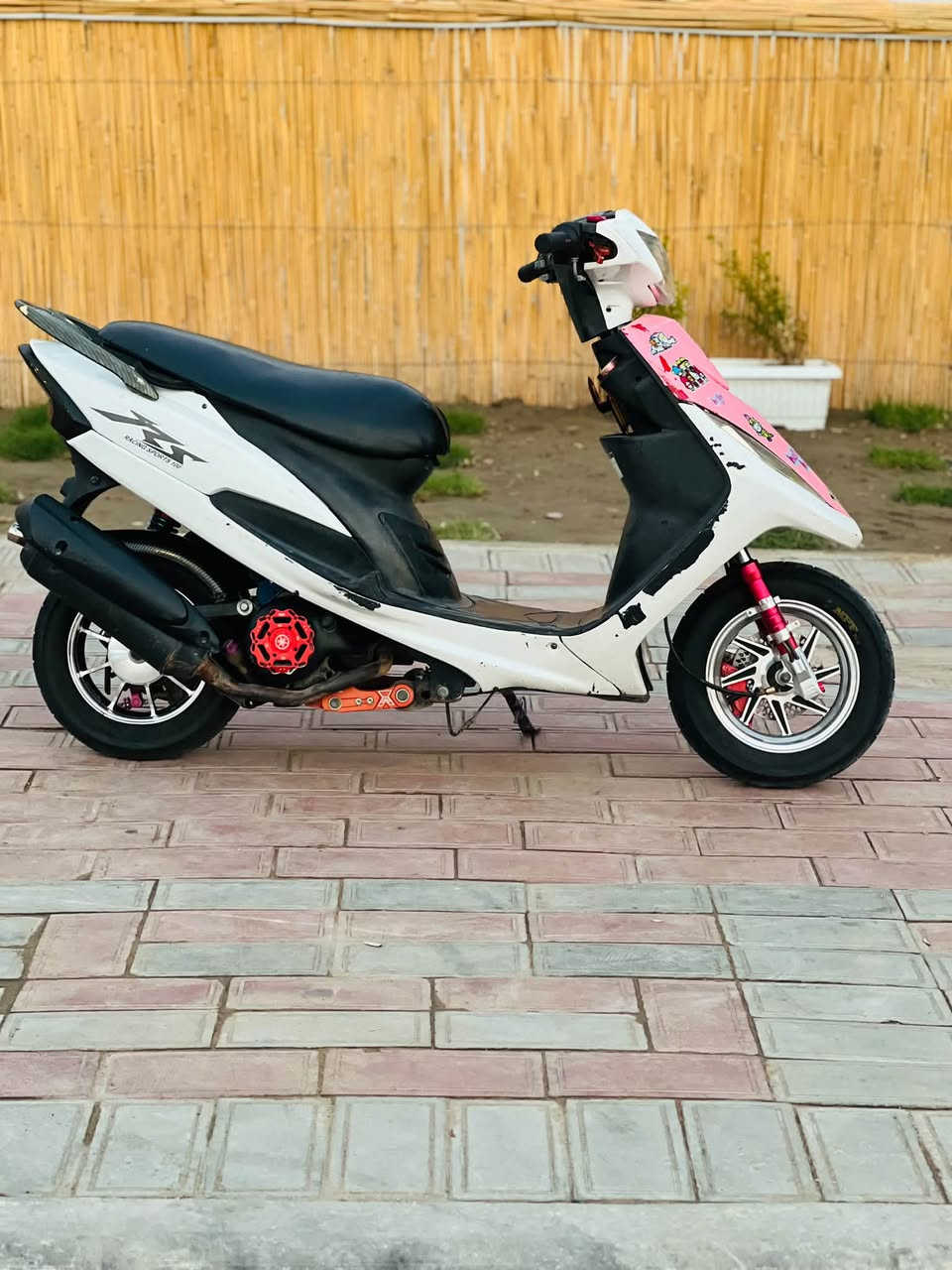 ماكس عدلة • للبيع