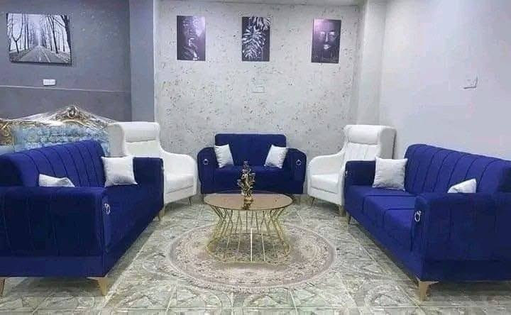 قنفات للبيع مو مستخدمات  . جديدات
يوجد خدمة توصيل لجميع المحافظات العراق  . 
الي يحب يستفسر او يسئل عن السعر  . 
يتفضل ع واتساب  ، 
***********
