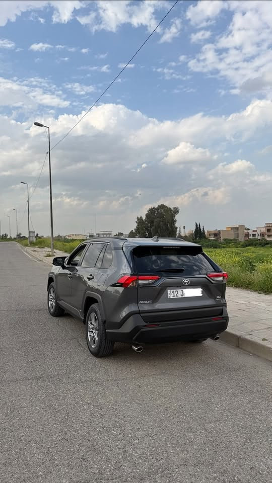 � للبيع | تويوتا RAV4 هايبرد XLE موديل 2025 (وارد أمريكي 🇺🇸)
* ✅ الفئة: XLE Hybrid
* ✅ الموديل: 2025
* ✅ الوارد: أمريكي
* ✅ الممشى: 13,000 كم
* ✅ الضربة: جامغ أمامي
* ✅ بدون ايرباكات
* ✅ رقم الشاصي (VIN): JTMRWRFV7SJ074218
* 💰 السعر: 24,300 دولار

📞 للتواصل ***********
