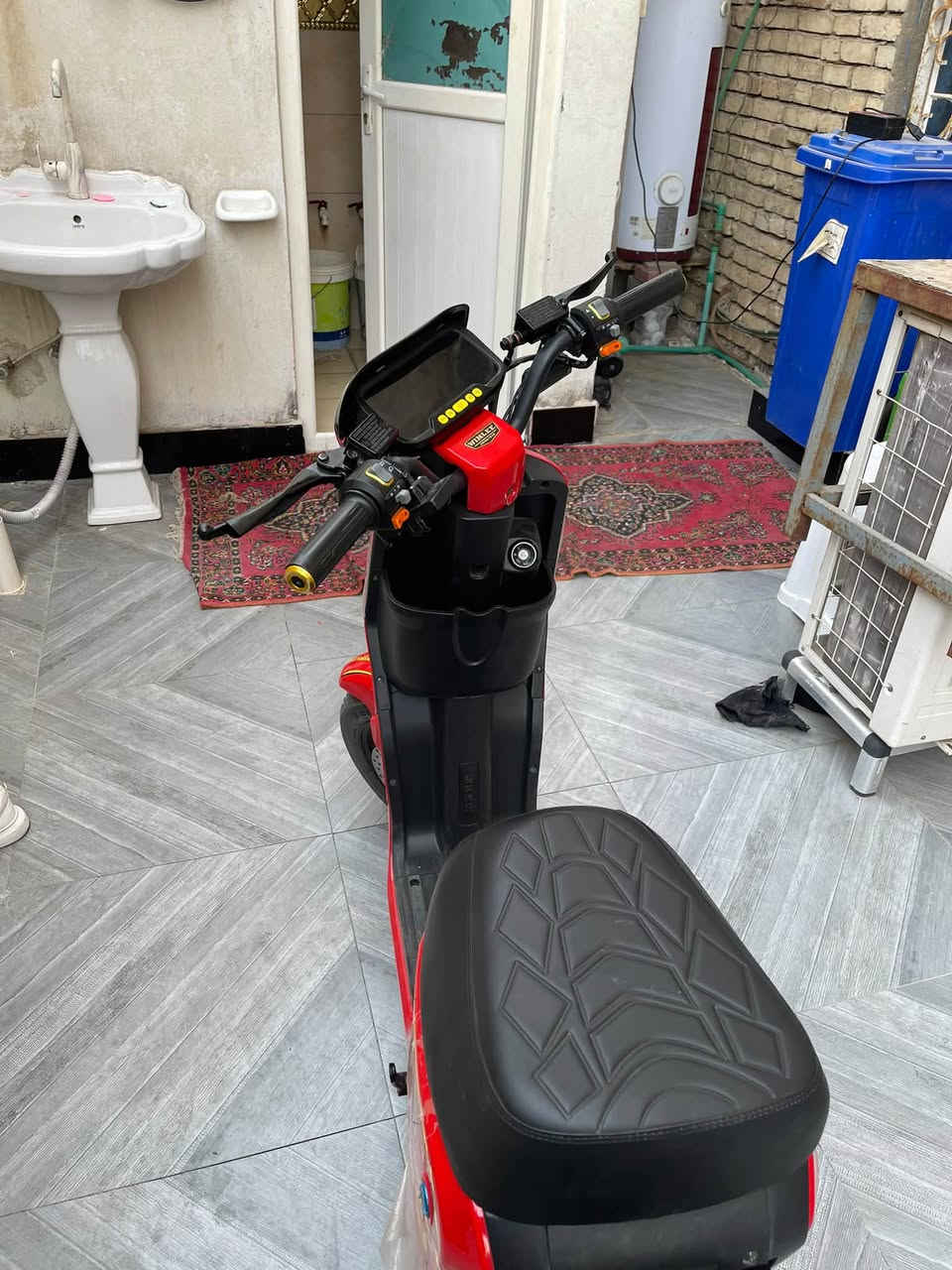 R9 • موديل ٢٠٢٧ • ٥ بطاريات ٣٢أمبير