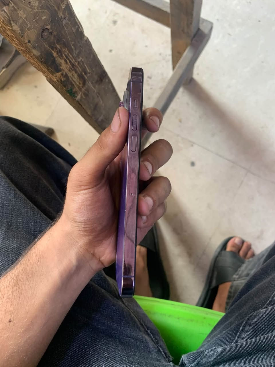 سلام عليكم 14 برو ماكس  بطاريه 82مبدل فقط شاشه نوعيه ممتازه او تلاث خيارت السعر650 وبي مجال الرقم *********** مكاني حي اور

