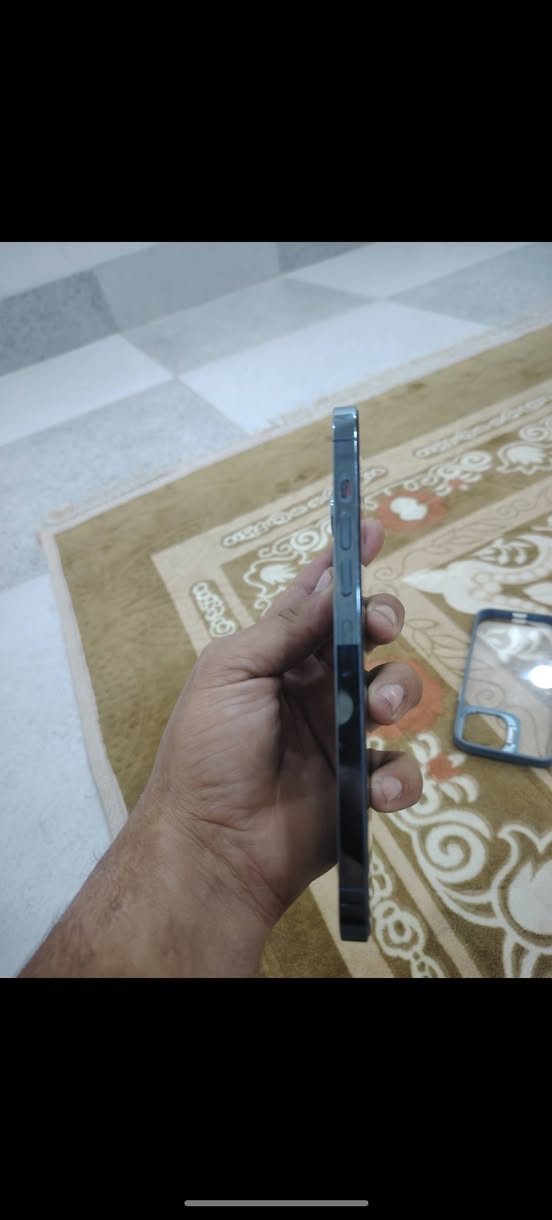 ايفون 13 برو ماكس كلة بلاد شخط مابي تاخذة تضربة حاسبة وين ماتريد
بطارية 87

شاشة بلاد 

بطارية بلاد 

الذاكرة 1 تيرا 

لون بحري المميز 

السعر 800 بي مجال 

@إشارة 
شراي خابر ***********

موشراي لاتعبني مايعجبك السعر اعبر المنشور

