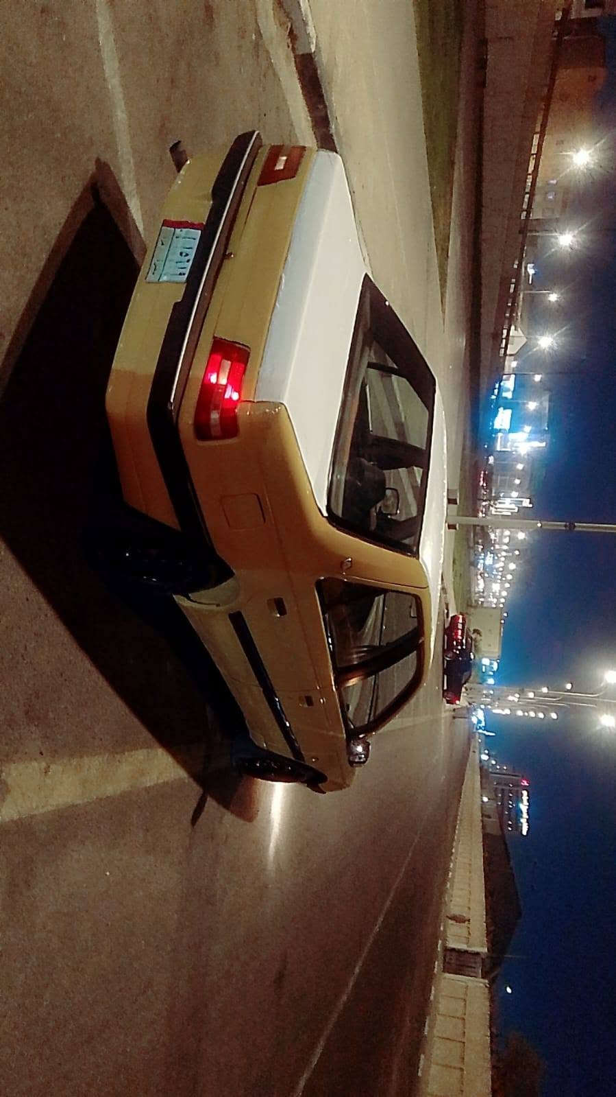 سياره بيجو 405مديل12كير مكينه تخم تاير حداديه كهربائيات كله كفاله البدي بي تكحيل سياره حلو مابيها نقص جاهزه من كلشي سنويه منتهيه ب23 راعي يريد تحويل 
مكان بصرة موفقيه دور نفط 
سعر 32بيها مجال 
***********
*********** البصرة, العراق
