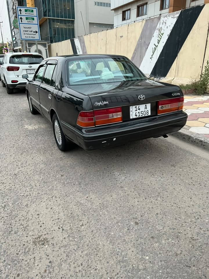 سلام عليكم راس ثور تكم. ابيع لون اسود كذابي 
مديل 1998 سنويه بسمي رقم نكايزي سنويه 31

سياره مكفوله ماعده جاملق. لخلفي بدل كفر. محرك كير تبريد 

كلفي امامي. 5دكم فول. سعر. 95 وبيها مجال. مكان بصرة. رقم بصره.@رقم لهاتف.  ***********
