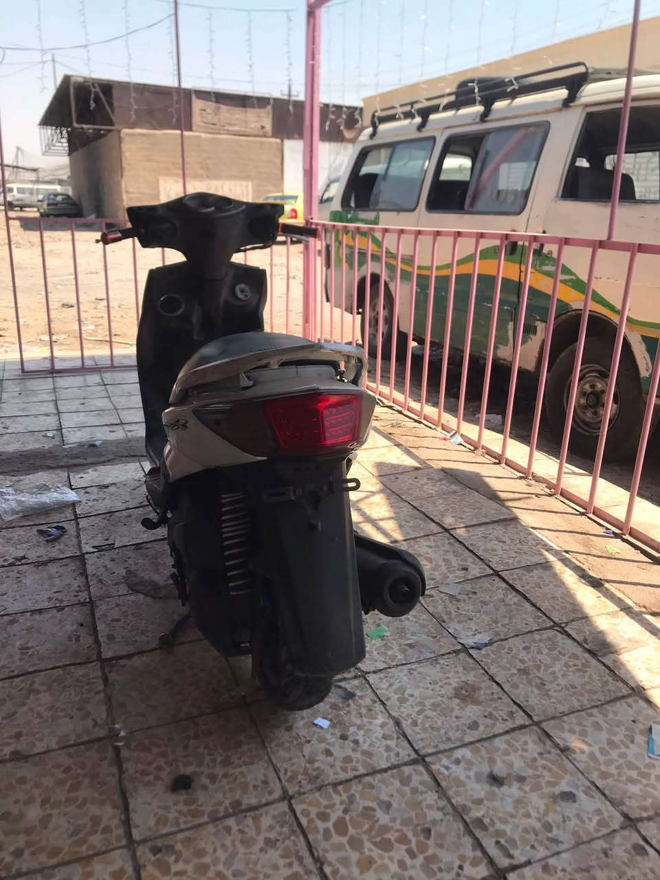 سكنس فحل نوزل نكره سلف شلعه بيها برغي مافتوح بيها العنوان بغداد الحسينه الراشديه ***********
