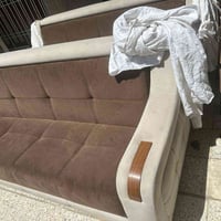 للييع تخم 8 مقاعد مستعمل  مع تلفزيون LG قياس 43 السعر 750,000 العنوان ...