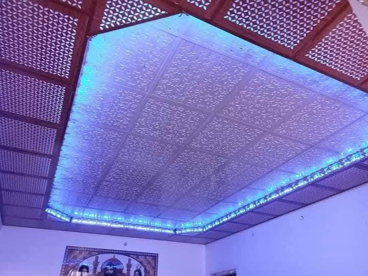 عمل جميع انواع الاصباغ والديكورات وسقوف ثانويه وبديل الخشب والشيبورد ***********
