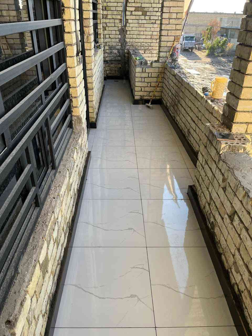 خلفيات سيراميك وبرسلين ومرمر شغل درجه أولا استفسار أتفضل خبرني *********** ونا تحت أمرك
