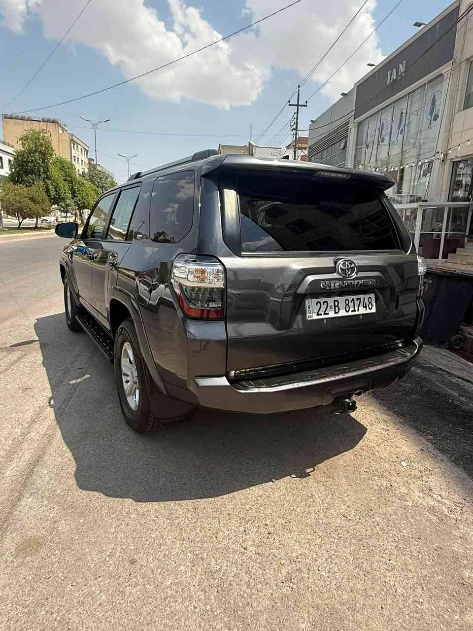 TOYOTA  4RUNNER   2021SR5 Premium
~ تويوتا 4 رنر  
~ وارد أمريكا  
~ موديل 2021
~ محرك 6 سلندر  / V6 
~ مواصفات SR5 
~ شاشة كبير  
~ كاميرا
 السعر283💵$
~ كشن جلدة كهربائية 
~ ويل كب كرومة 
~ حجم تايرات ١٧🌀
~ 7راكب 
~ ماشي45 ميل 
~ إيرباگ ستيرن راجع  شركة 100%  
‏شارع فلسطين ***********
 الاستفسار عن طريق الاتصال او واتساب
غير متواجد ماسنجر
