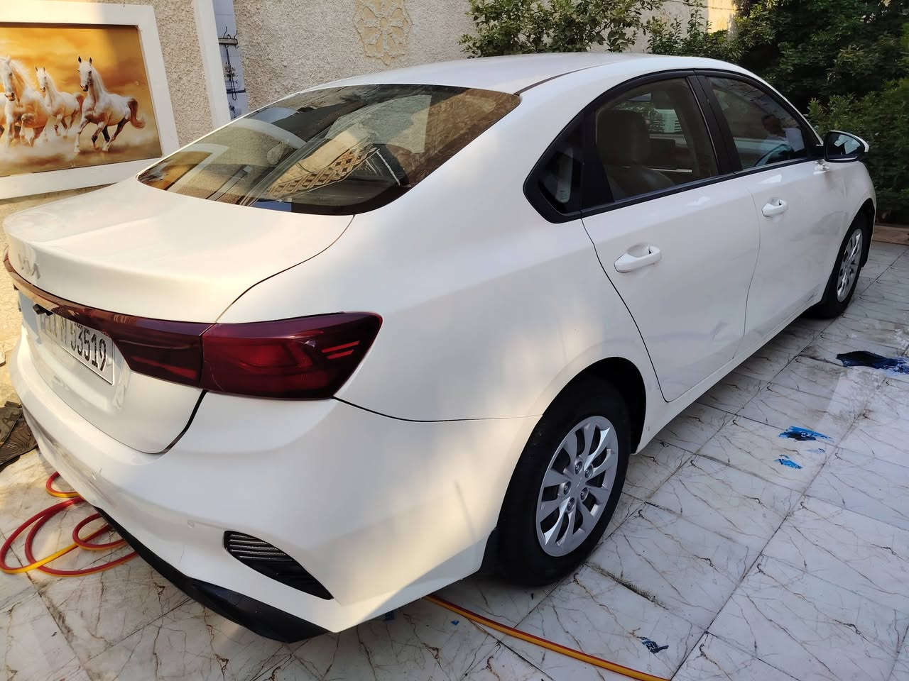سلام عليكم سياره سيراتو موديل ٢٠٢٢ خليجي محرك ١٦٠٠  رقم بغداد بسمي ماشيه ٤٧ بيهه فقط جامرلغ خلفي وقبغ جنط  رش بدون دواخل  سياره جديده بمعنه الكلمه كلهه على وضع شركه سعر ١٣٨ وبيهه مجال الطيبين للاستفسار ***********
