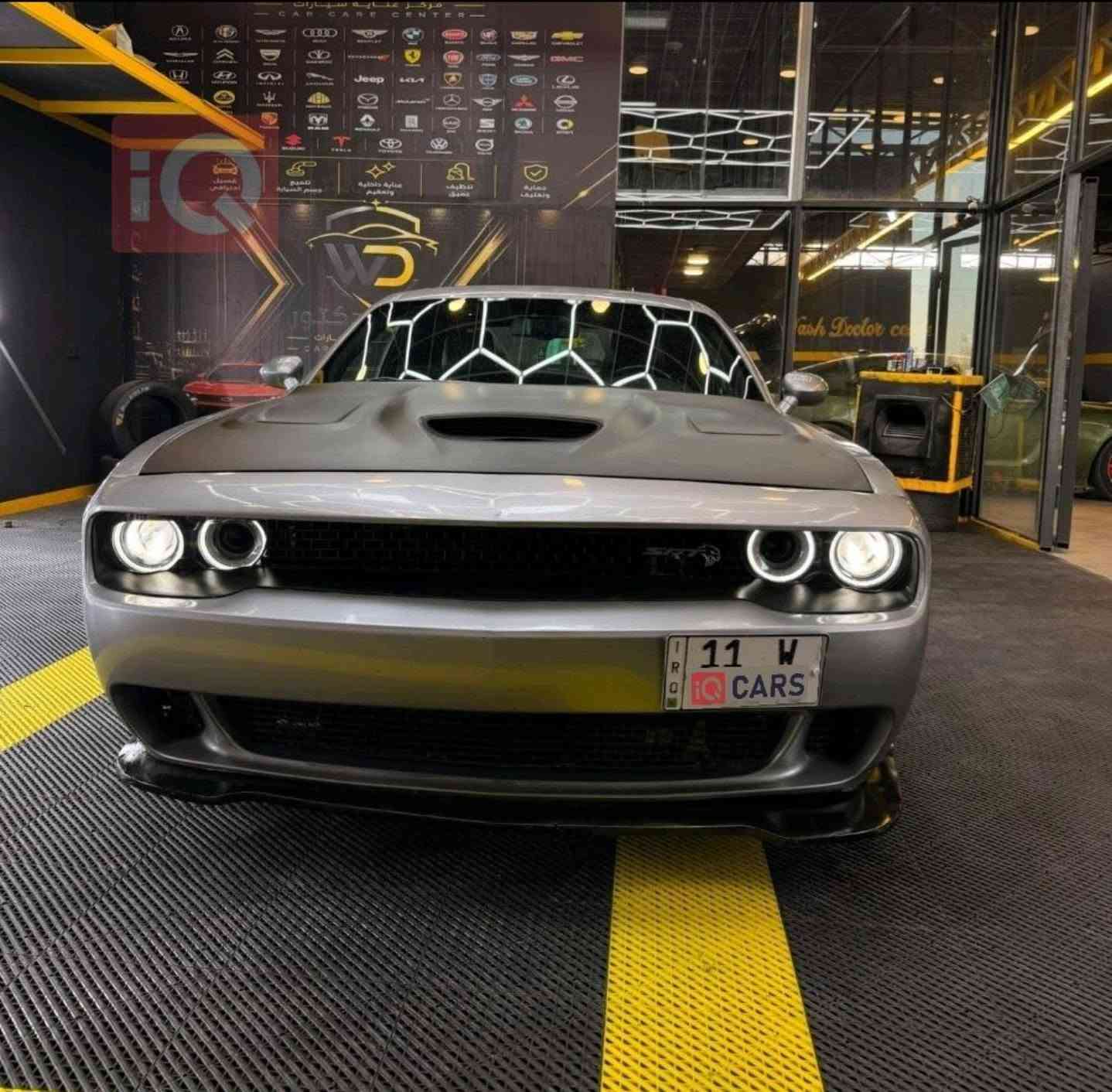 دودج تشالنجر R/T موديل 2018 (للبيع) 🏁
المحرك: 8 سلندر 5.7L HEMI
​الممشى: 58 ألف ميل
​اللون: سلفر
​الرقم : بغداد خصوصي 
​: السنوية باسمي وجاهزة للتحويل مباشرة، هزة جديدة ومابيها أي نقص بالمرور  
​المواصفات:
​فتحة سقف + بصمة تشغيل ودخول ذكي
​تشغيل عن بعد + شاشة كبيرة وأبل كاربلاي
​كاميرا خلفية + مصابيح زينون وليد + مثبت سرعة
المكان: النجف الاشرف 
​السعر: 140 ورقة ($14,000) 
​📌 باقي التفاصيل، تقرير السونار، والصور متوفرة عبر التواصل:
📱 *********** (اتصال أو واتساب)
