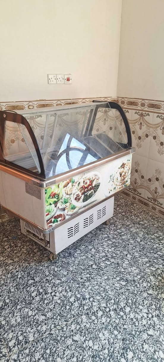 السلام عليكم سبلت طن ونص ميديا ما طاب تصليح جديد جدا السعر 300 25 مكيف طنين راوتري السعر 300 براد مقبلات السعر 350 ثلاجه اكبر حجم سعر 375 العنوان بابل //***********

