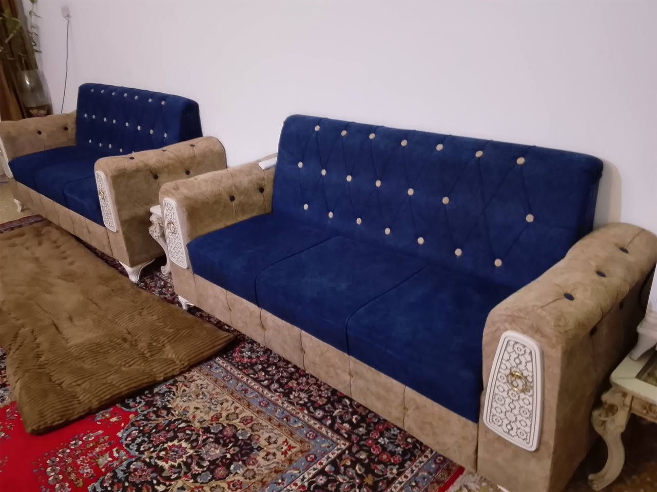 تخم • قفل • واتساب