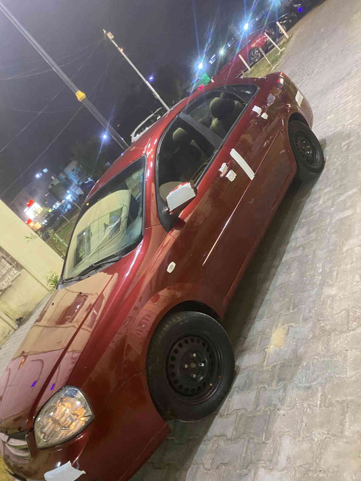 السلام عليكم
فورنزه للبيع٢٠٠٧
بيه حزام صبغ
سعر ٤٥ وبيه مجال 
التبريد شغال ثلج
الستفسار على هاده الرقم
***********
