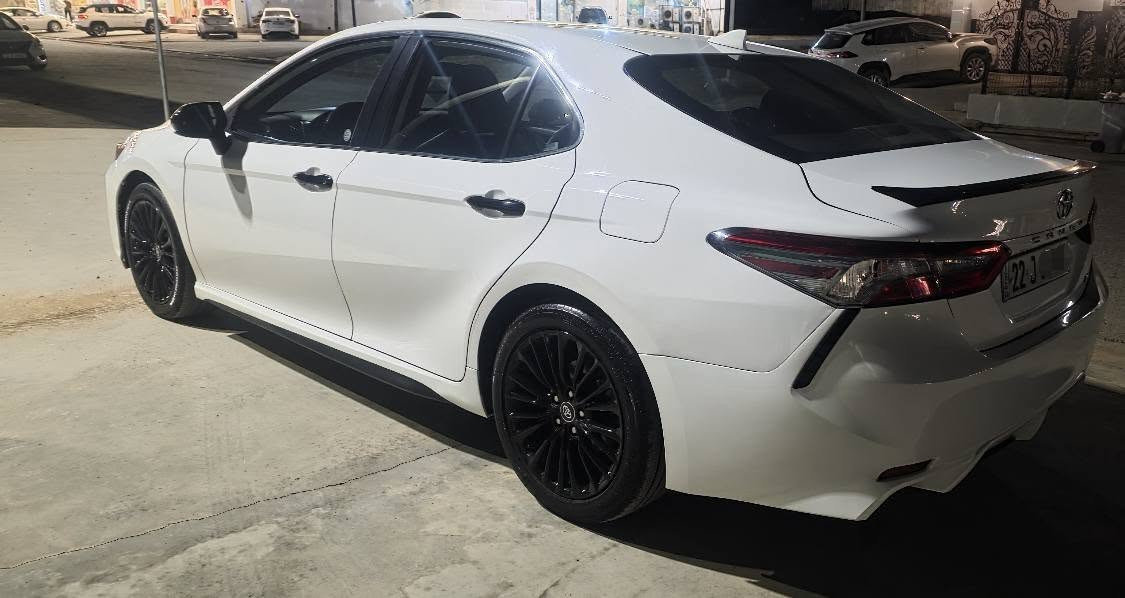 TOYOTA CAMRY 2019se
سەیارەیەکی زۆر زۆر جوانە و بێ کێشەیە
گێر و مەکینە و تەقە و رەقە بە شەرتە و یەک دیناری مەسرەف نیە 
یەک پارچە سبوخە
دوو پەڵەی پی دی ئاڕی هەیە 
سەنەوی بەناوی خۆمە 
شوێن هەولێر 
٩٦٠٠٠مایل ڕۆیشتیە 
نرخی ١٧٧  $ وەرەقە 
وەتساپ و رەقەم : 
***********
ئەوەش رەقەم شانسیە
4T1B11HKXKU742222 أربيل, العراق
